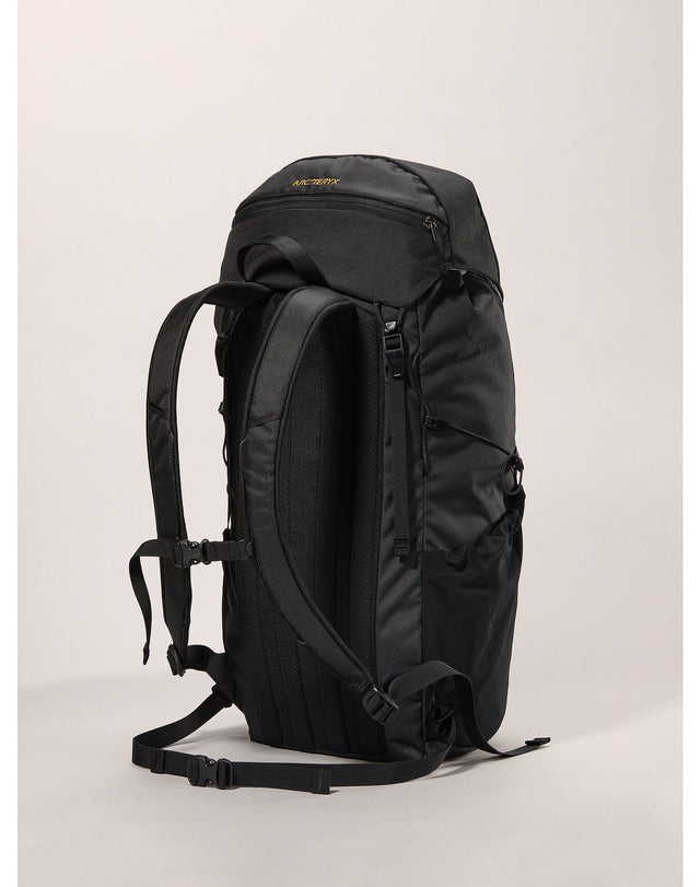 Mantis 30 Backpack