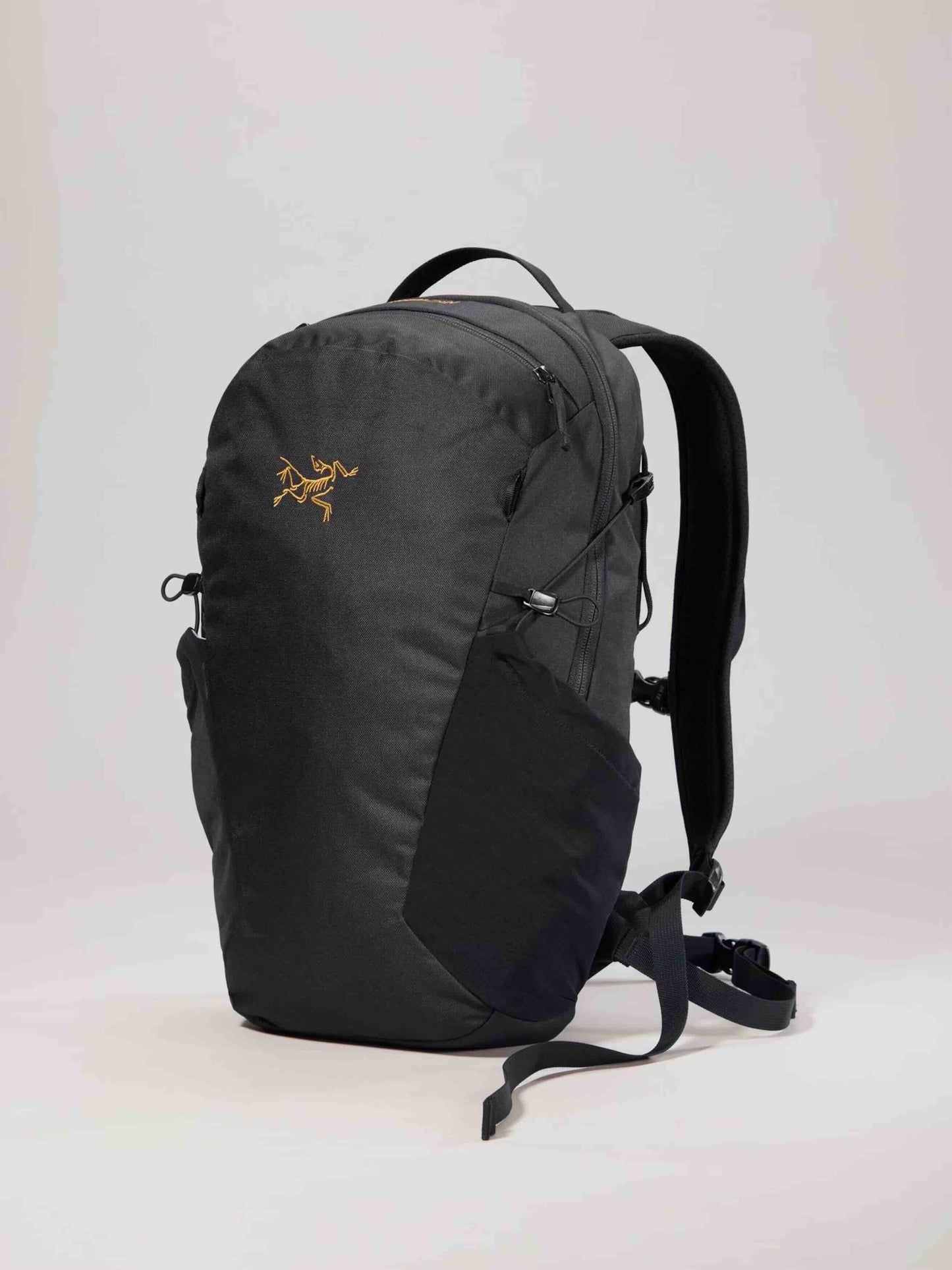 Mantis 16 Backpack Black - Arc'teryx Australia