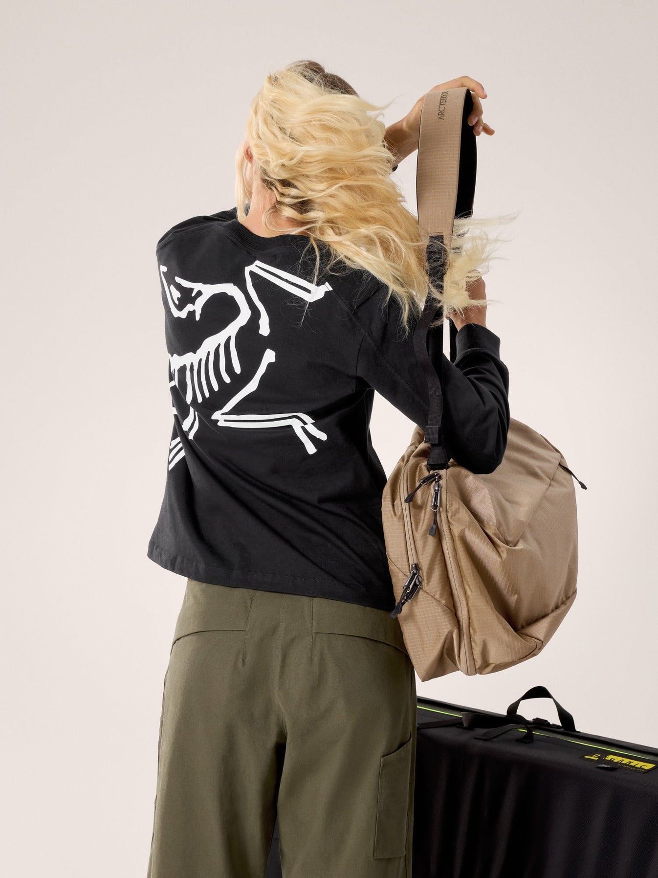 Arc'teryx Women Breathable Kragg Cotton Bird Crew Neck Shirt LS Black ...