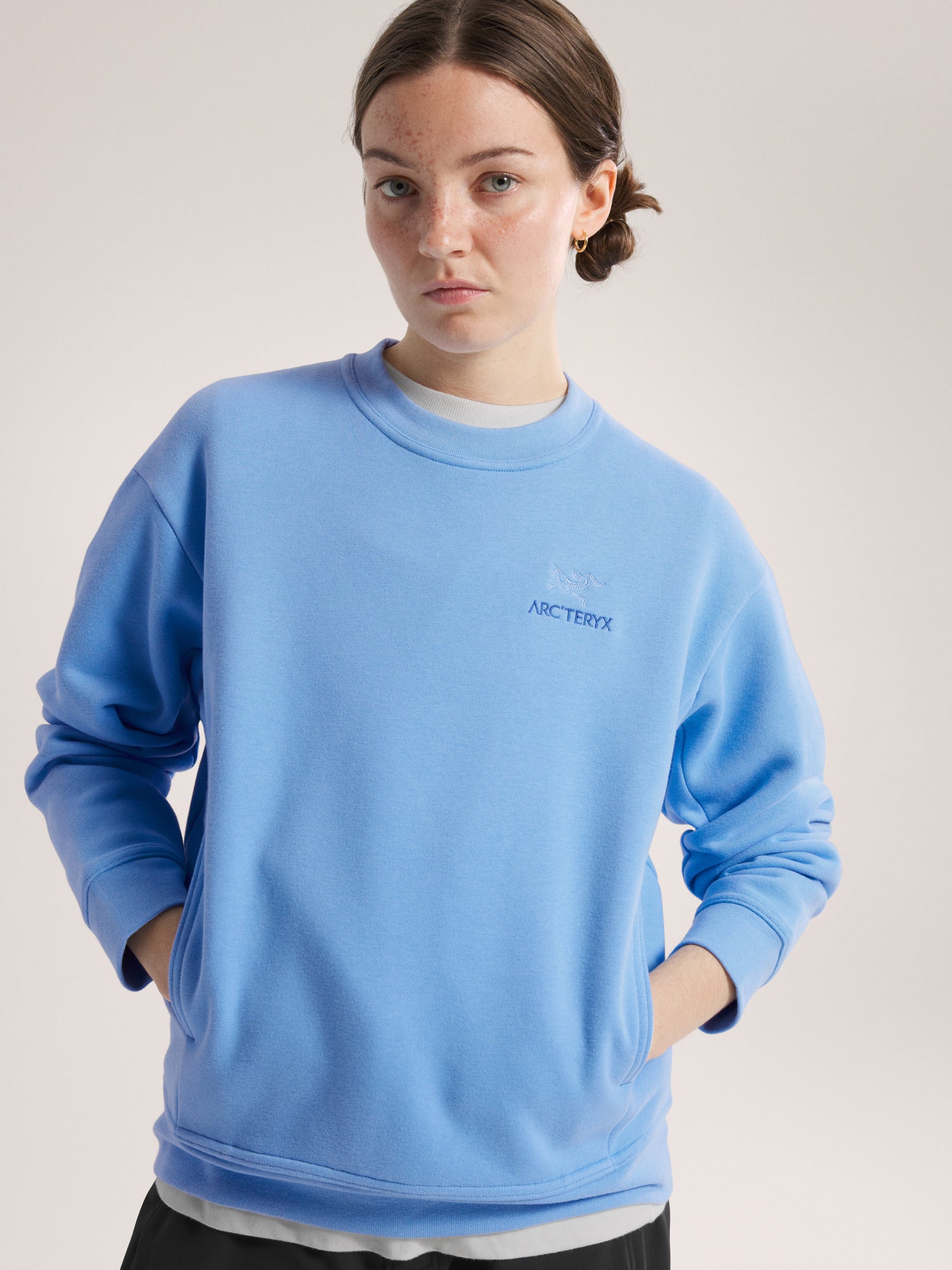 Arc'teryx Women's Warm and comfortable Emblem Fleece Crew Light