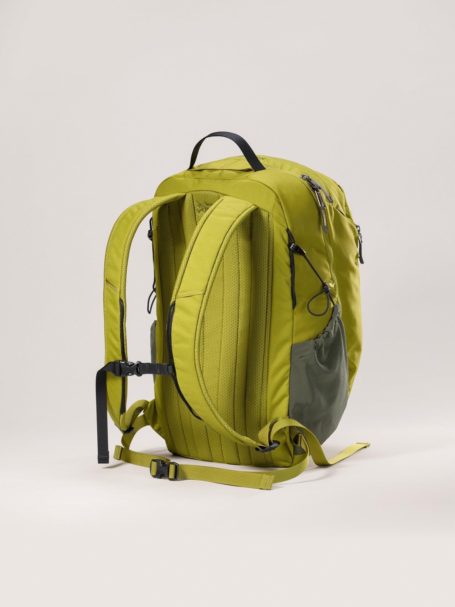 Arc'teryx Lightweight Mantis 26 Backpack Green – Olive Moss