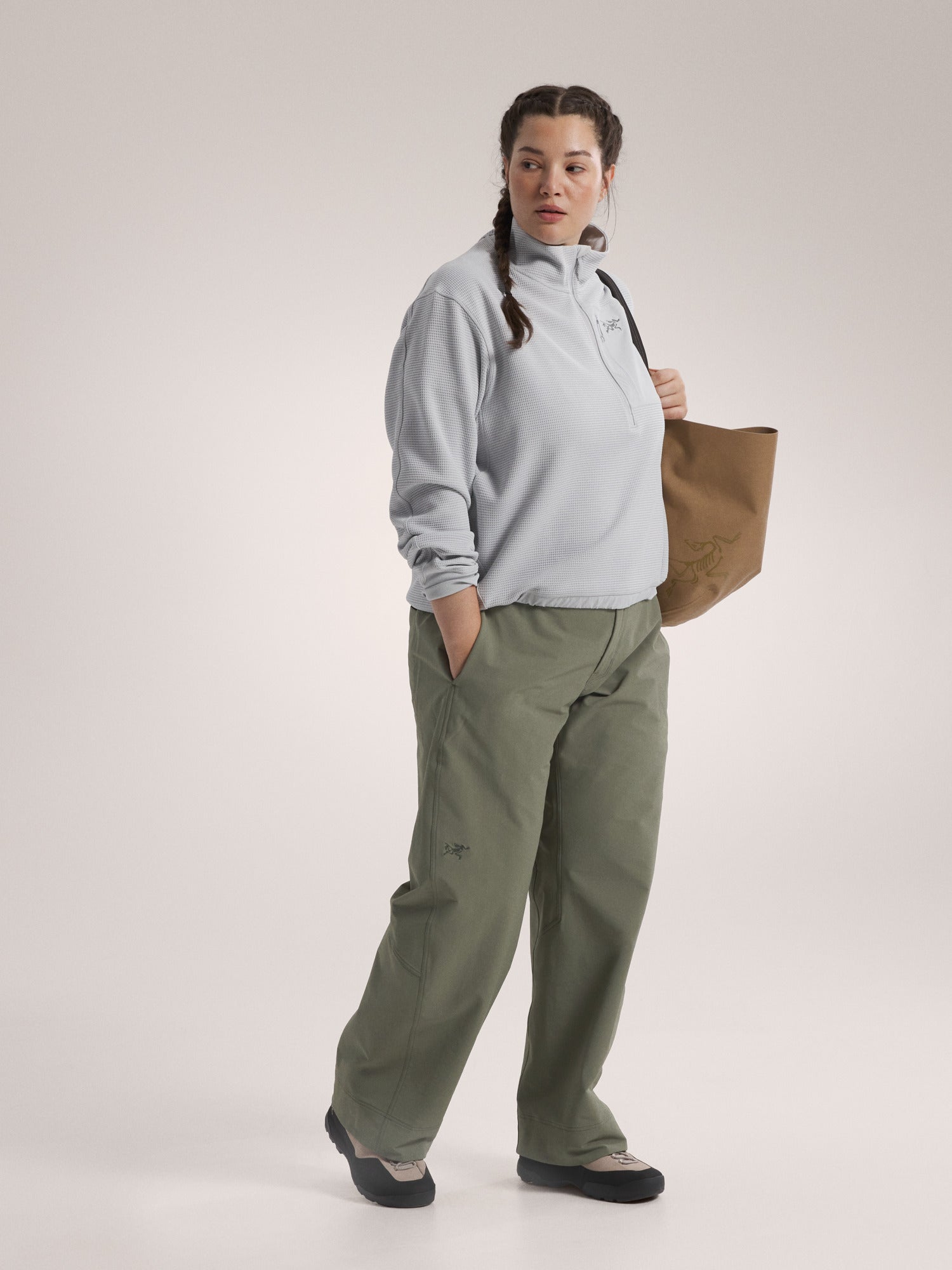 Nia Pant Women's