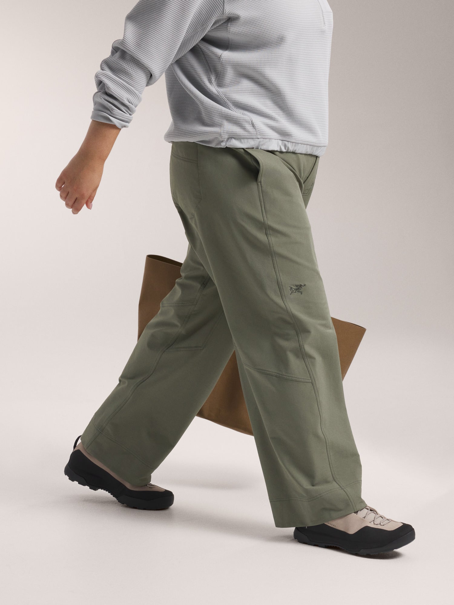 Nia Pant Women's