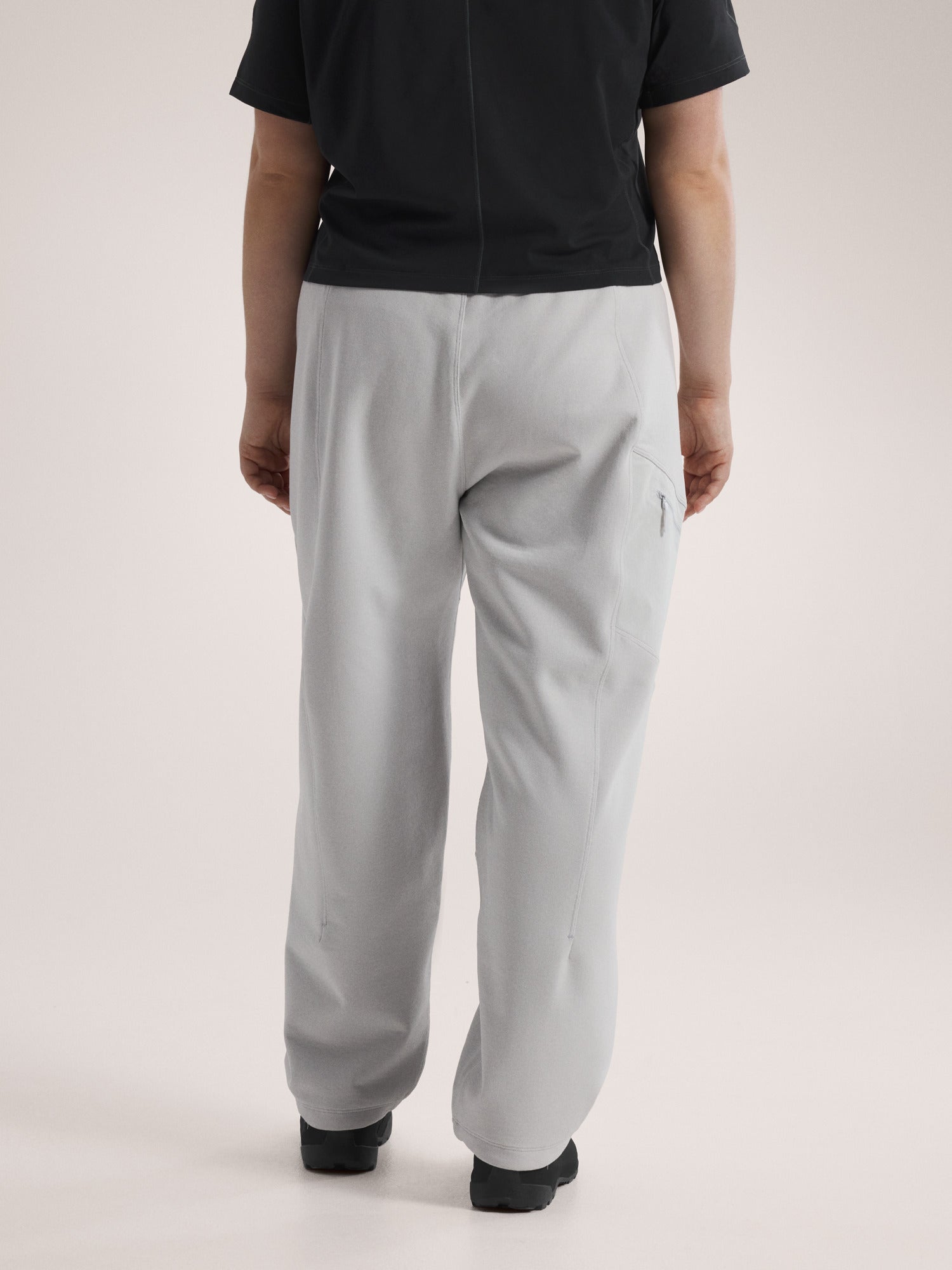 Aestas Jogger Women's