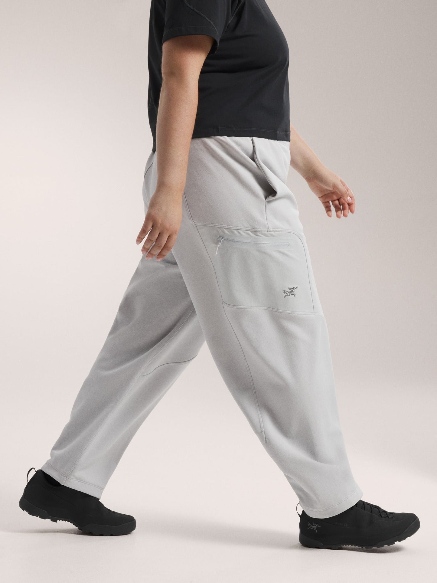 Aestas Jogger Women's