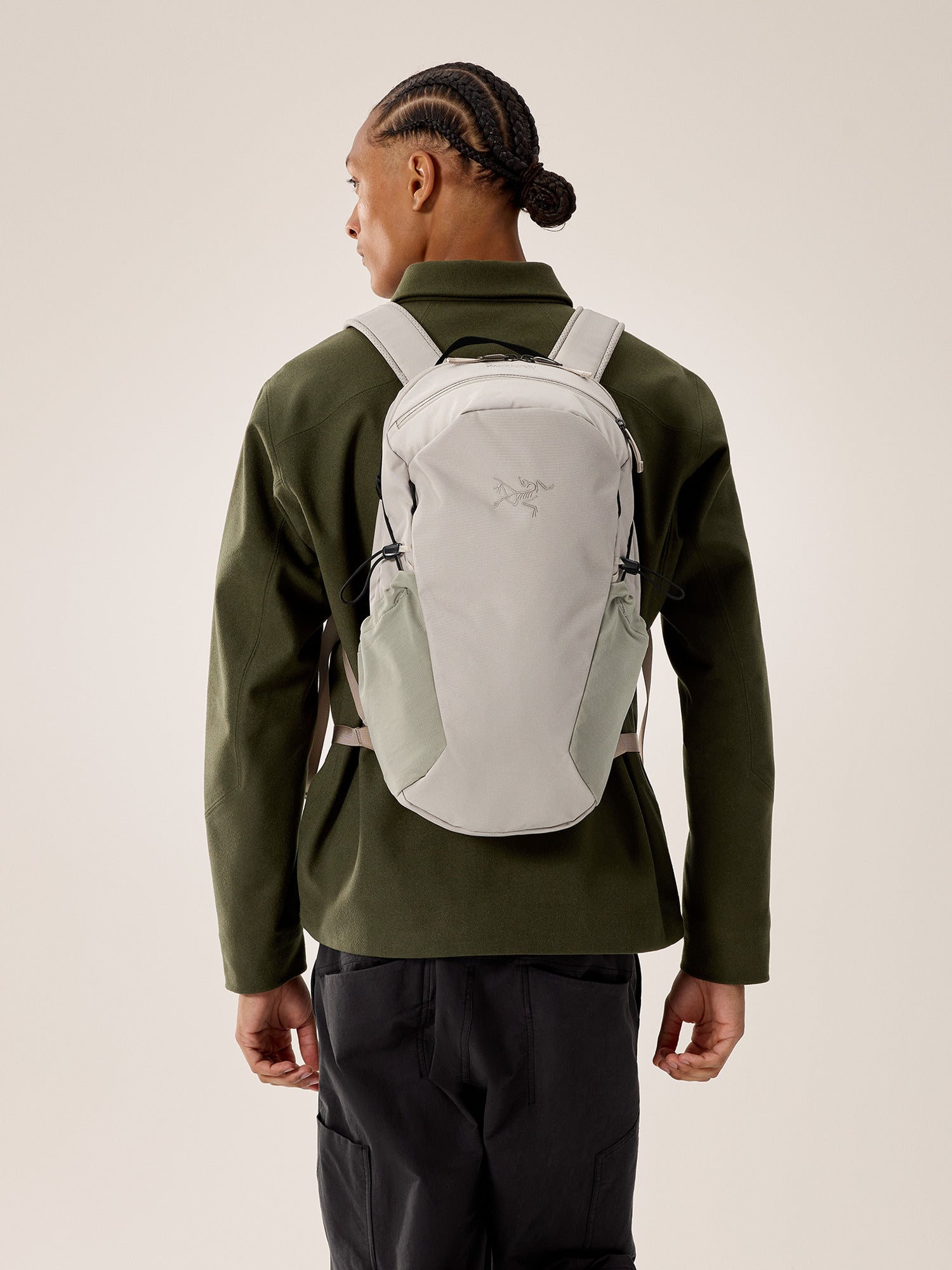 arc'teryx mantis16 バックパック Rune Arc'teryx Lightweight Mantis 16 Backpack Light Grey – Rune – Arc