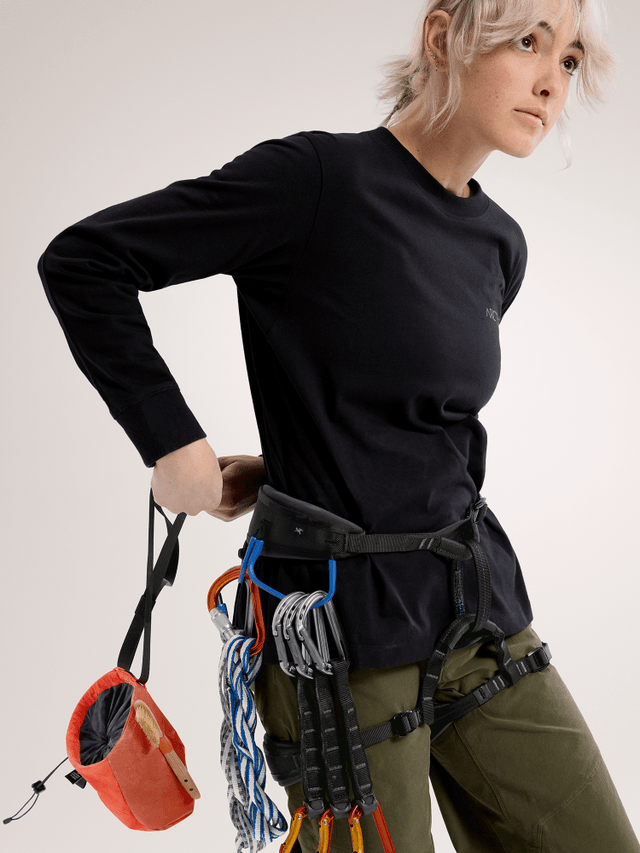 Ion Lightweight Chalk Bag