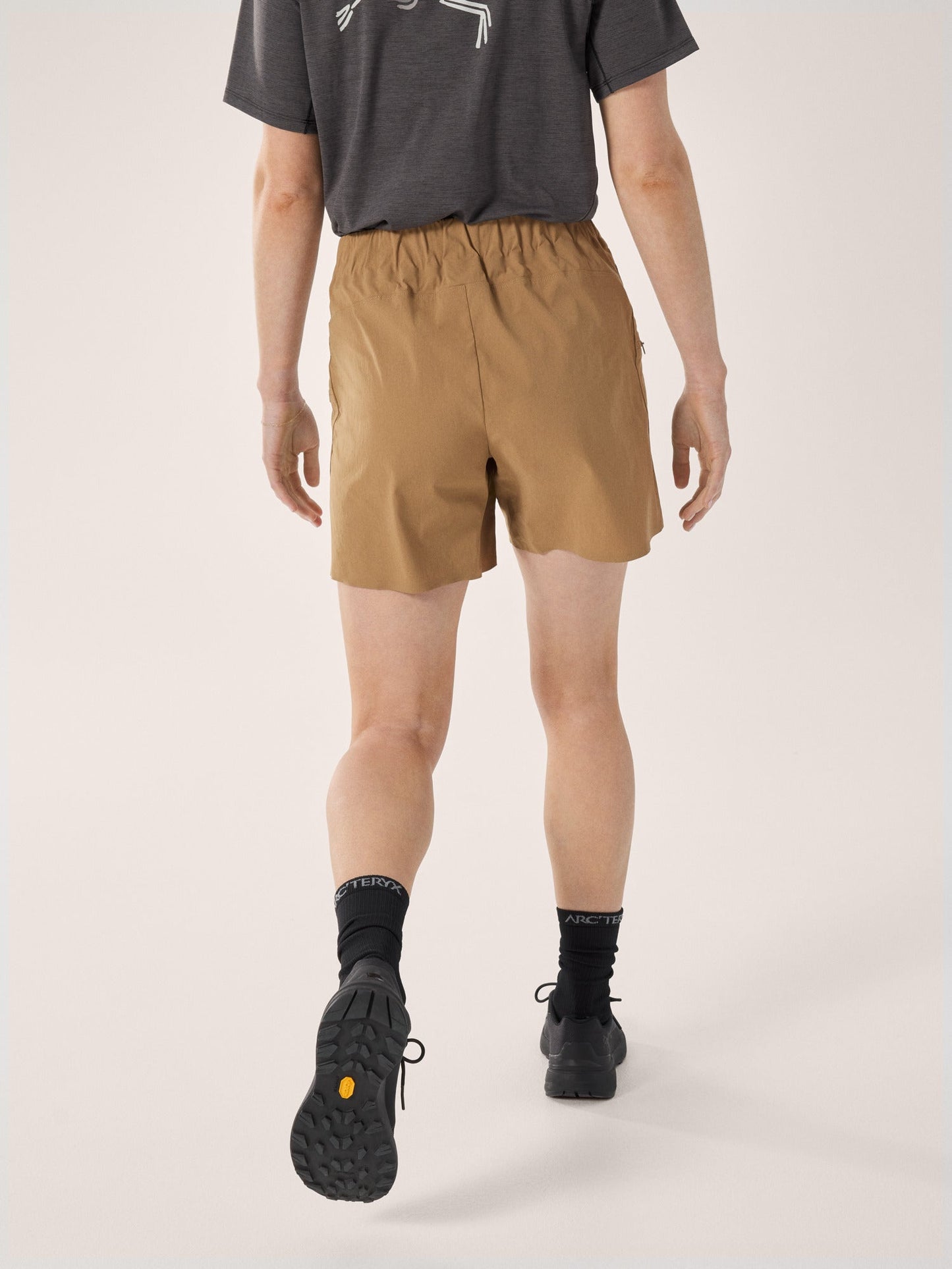 Aestas Short 5.5" Women's