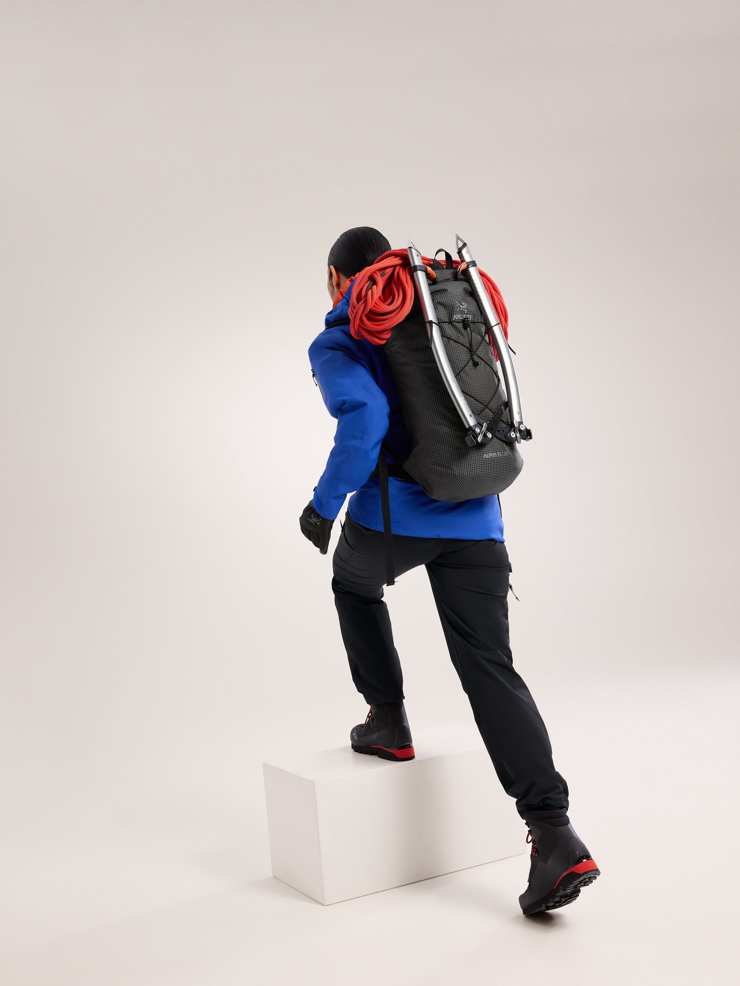 Alpha FL 20 Backpack Black - Arc'teryx Australia