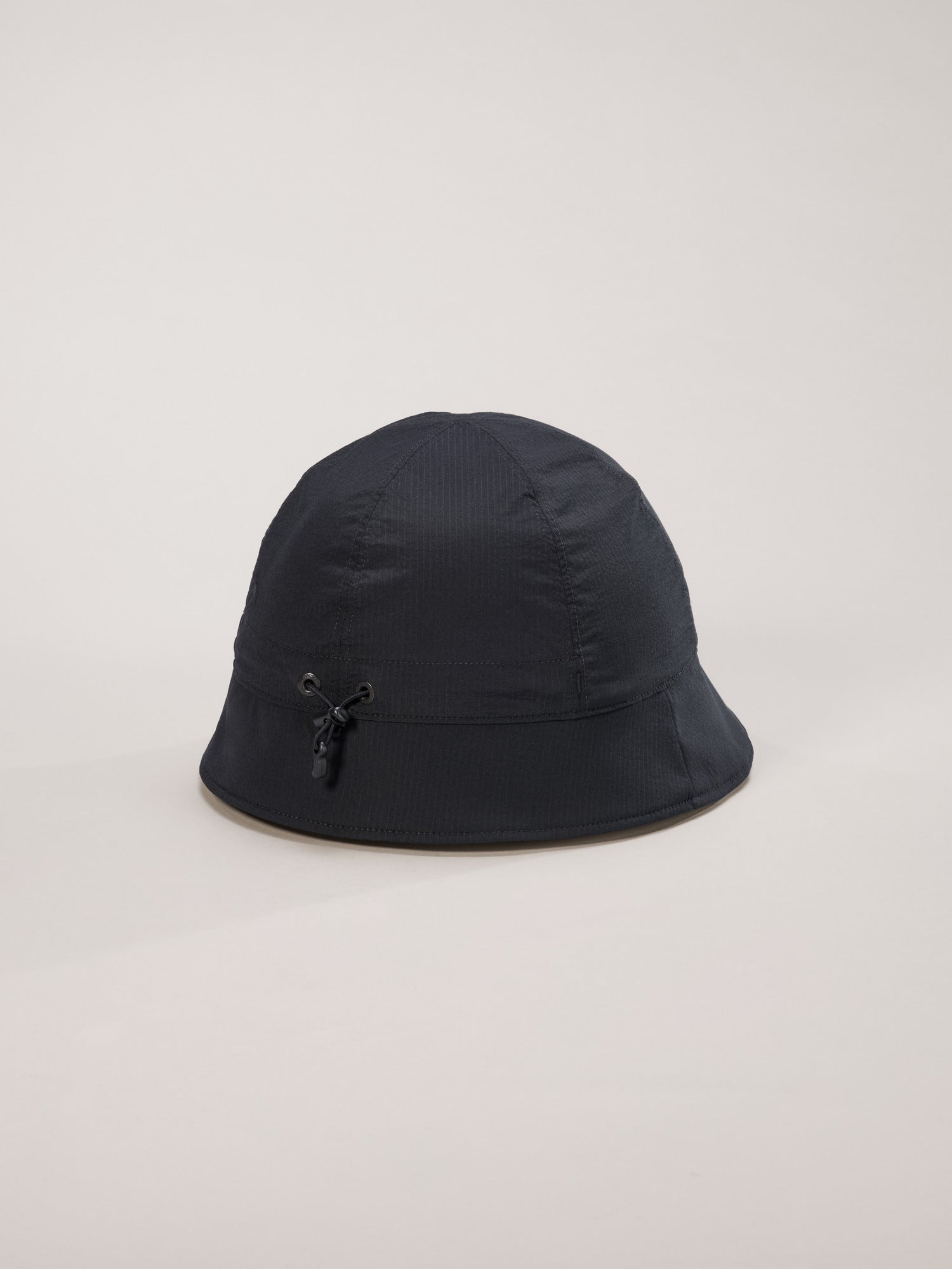 Sinsola Short Brim Bucket Hat