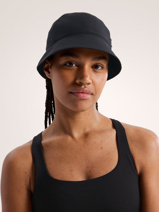 Sinsola Short Brim Bucket Hat