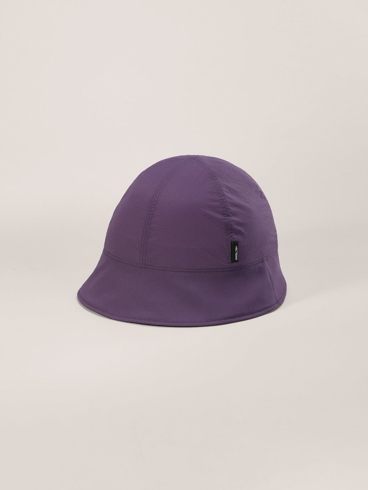 Sinsola Short Brim Bucket Hat
