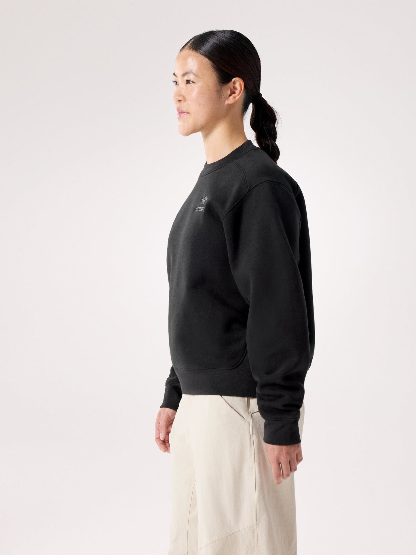 Emblem Fleece Crew Women's