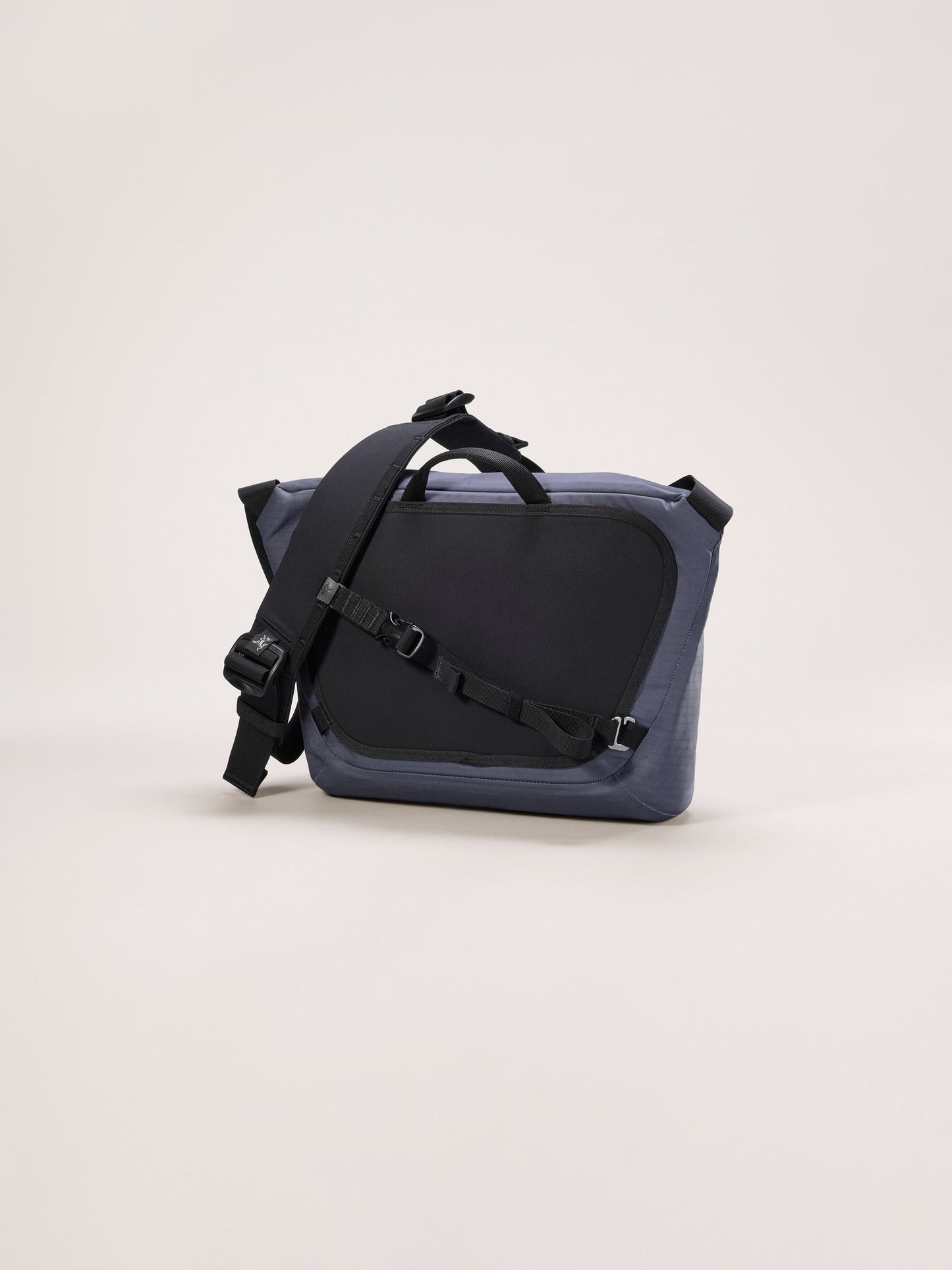 Granville 10 Courier Bag