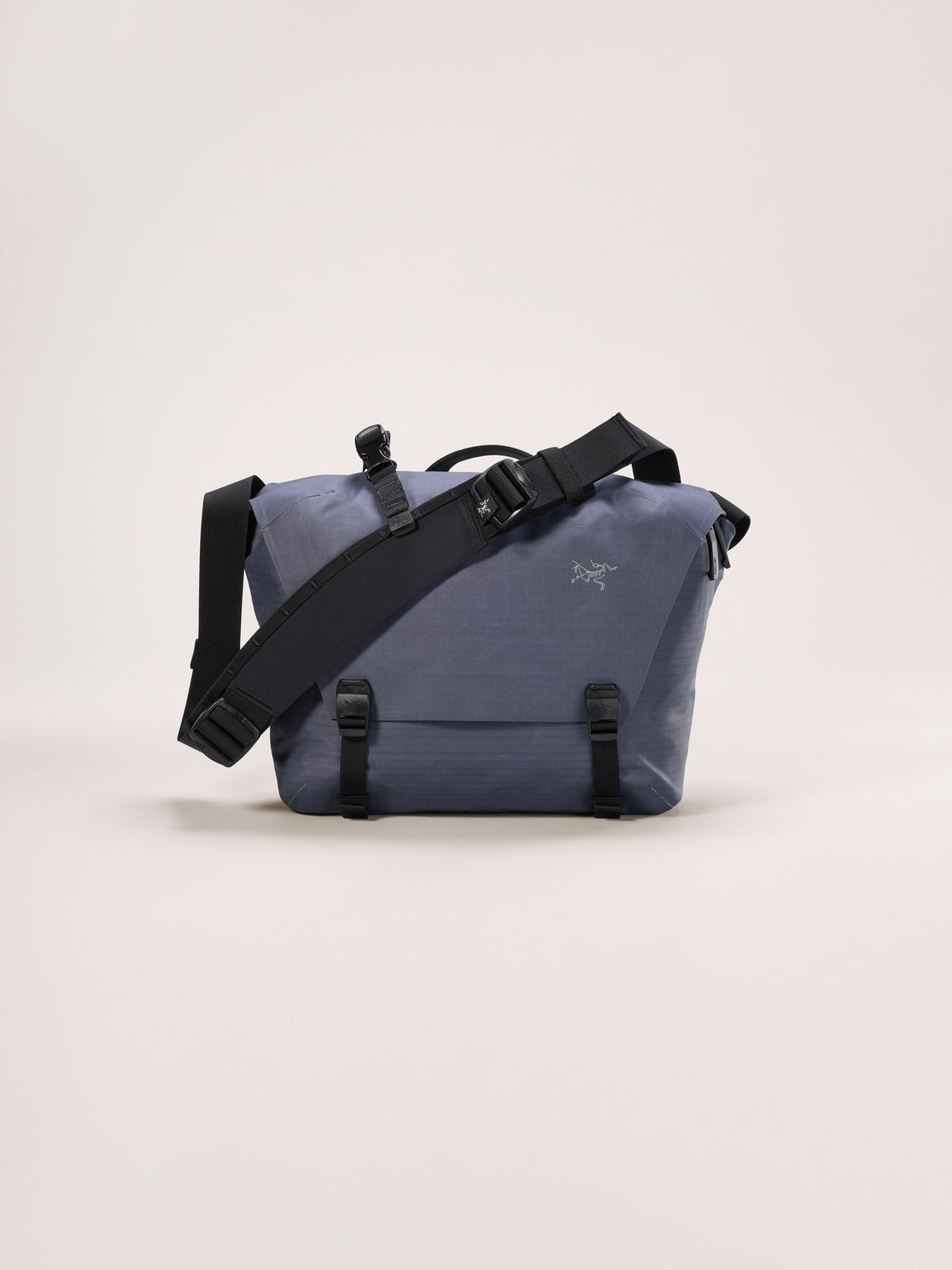 Granville 10 Courier Bag